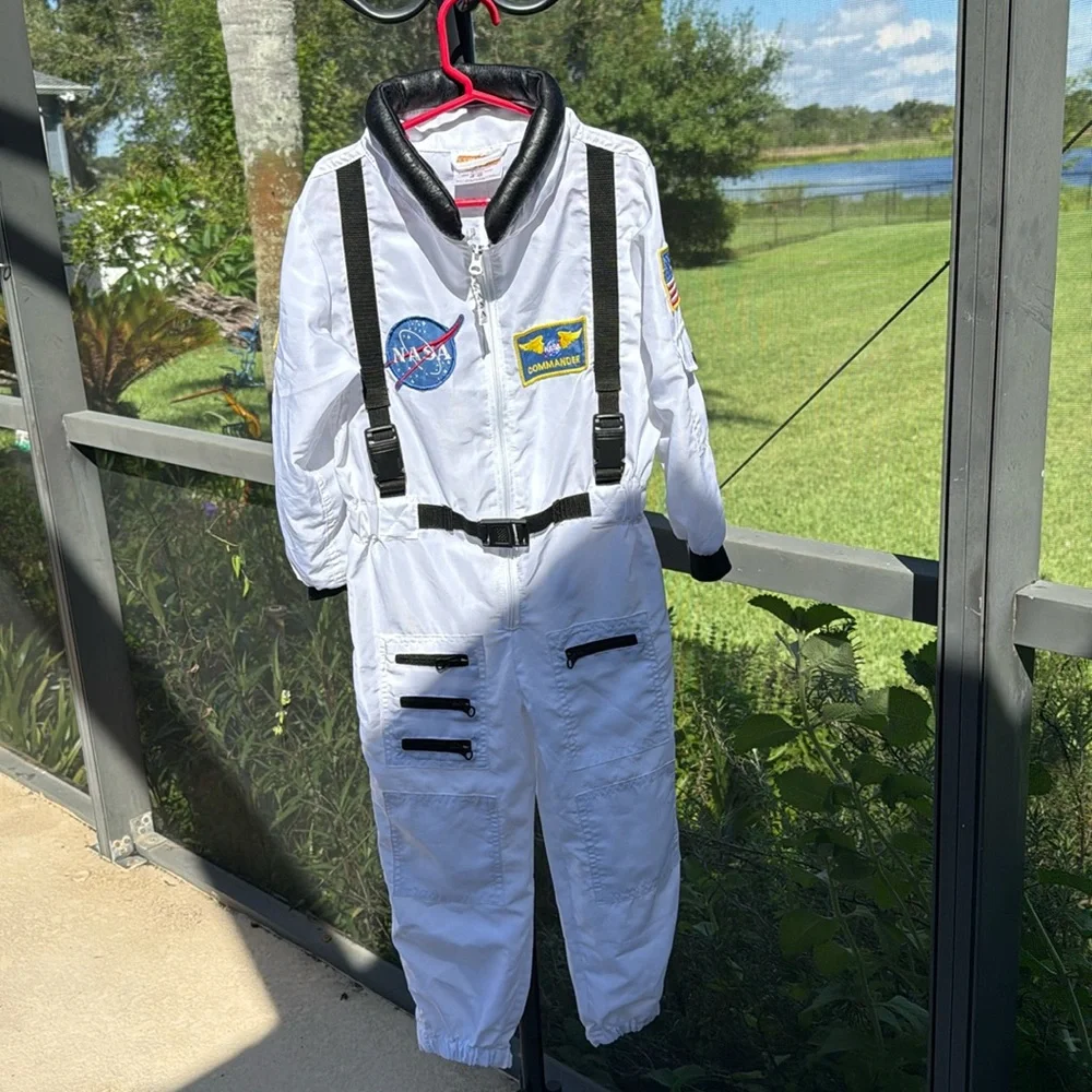 Astronaut costume dress up Halloween size 4-6 tall - no hat